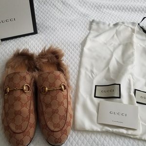 GUCCI Princetown Fur GG Canvas logo mules loafers